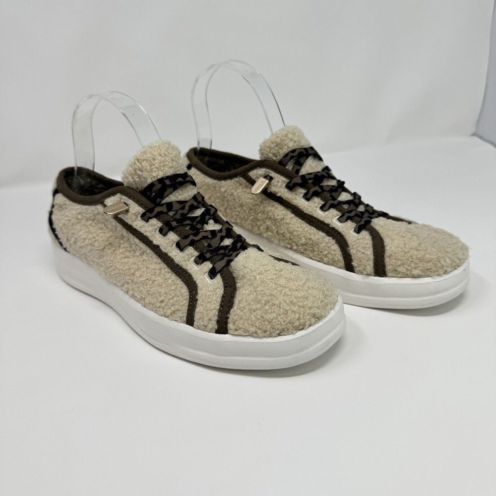 Hey Dude Karina Sherpa Slip On Shoes 8 Beige Marshmallow Leopard Lightweight
